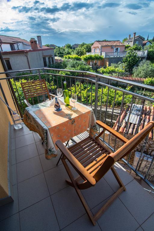 Holiday Home Dubi Kornić Chambre photo